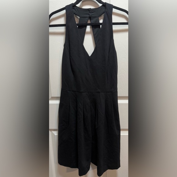 banana republic black halter dress Statement Neck Halter Midi Small main image 0